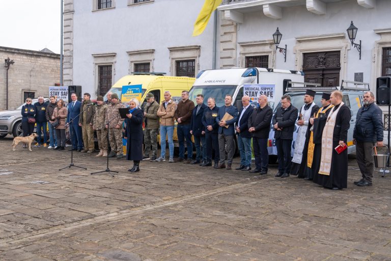 7 cars for the Armed Forces of Ukraine and special transport for the Bilopol community from the Ternopil region