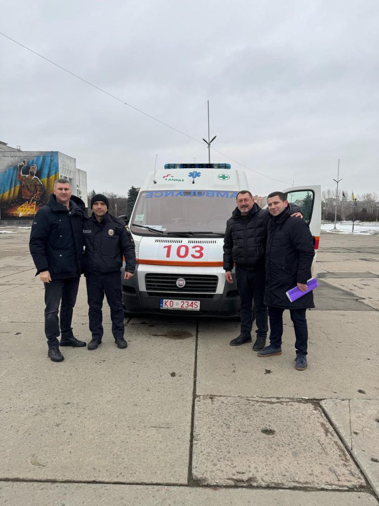 У Хотінській громаді нова швидка вже рятує життя та допомагає в евакуації