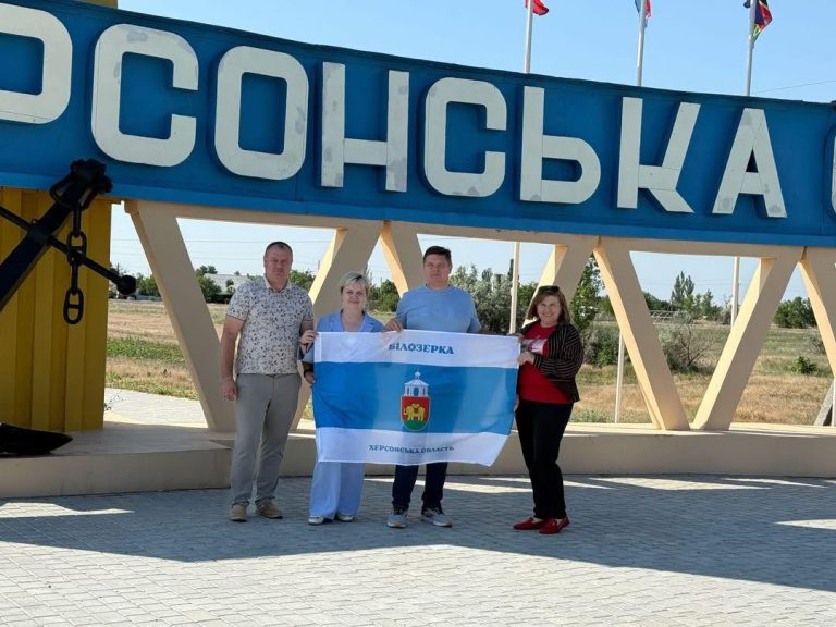 Живе спілкування та підтримка: Соколівська громада відвідала форпост на Херсонщині