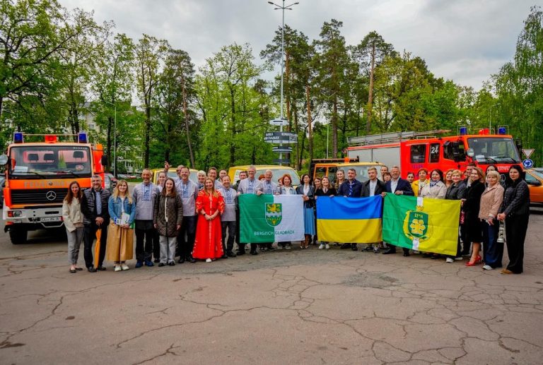 2 автівки = швидше відновлення.
