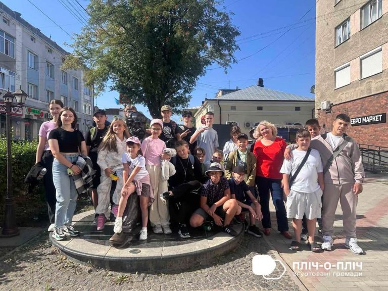 Яскраві фарби літа для дітей з громад-форпостів