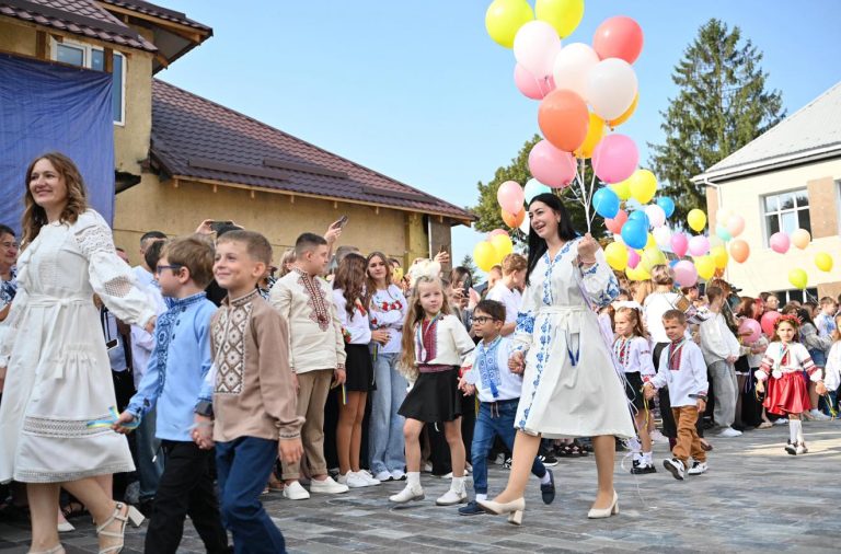 Ліцей з Донеччини запрацював на Закарпатті