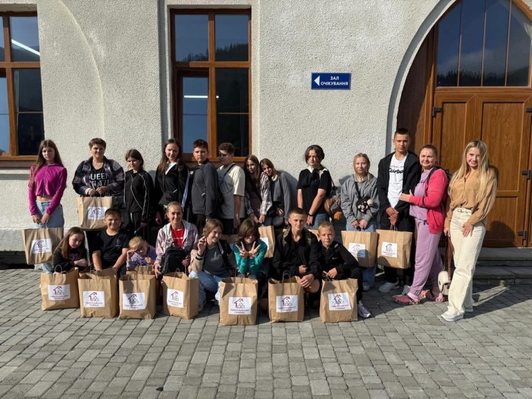 Children from outpost communities of Dnipropetrovsk region on vacation
