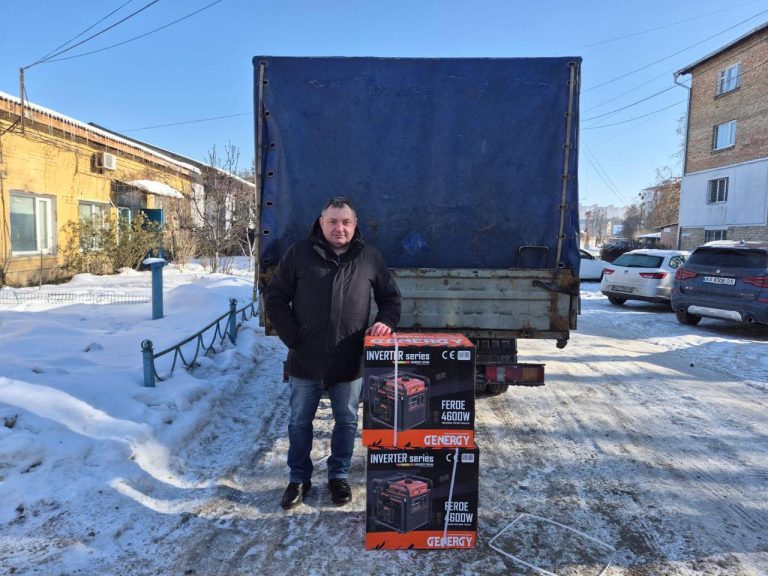У темні часи найкраще видно світлих людей