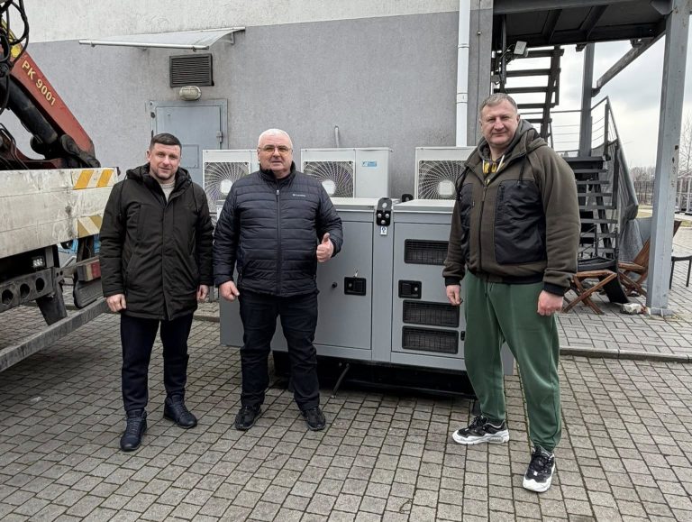 Кирилівська громада передала потужний генератор громаді-партнеру з Київщини.