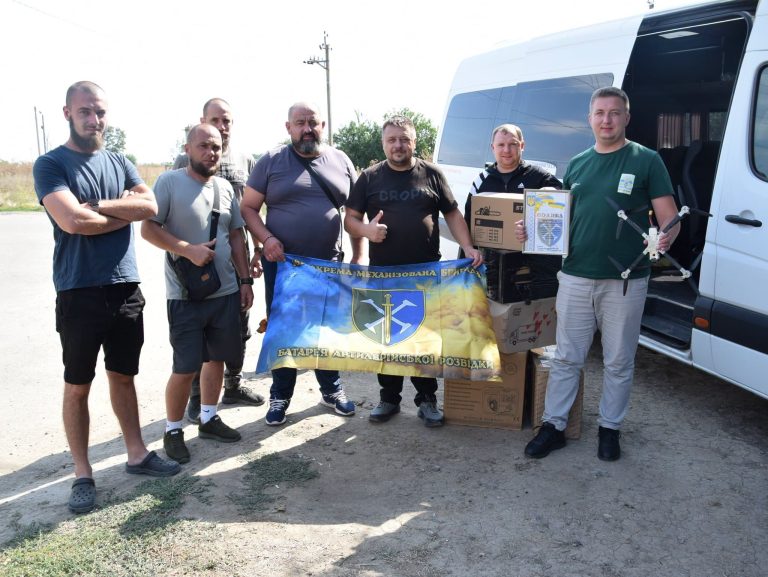Два роки пліч-о-пліч: Оліївська громада передала обладнання партнерам із Херсонщини