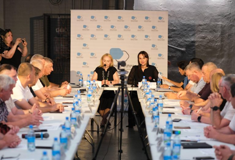 Третя хвиля співпраці