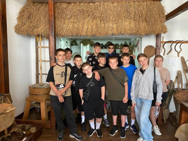 Діти з Харківщини на відпочинку у Шепетівці